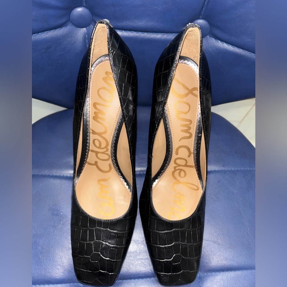 Sam Edelman Black Croc-Embossed Pump